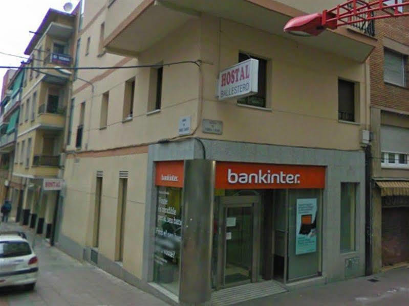 Hostal Ballestero Барселона Екстериор снимка